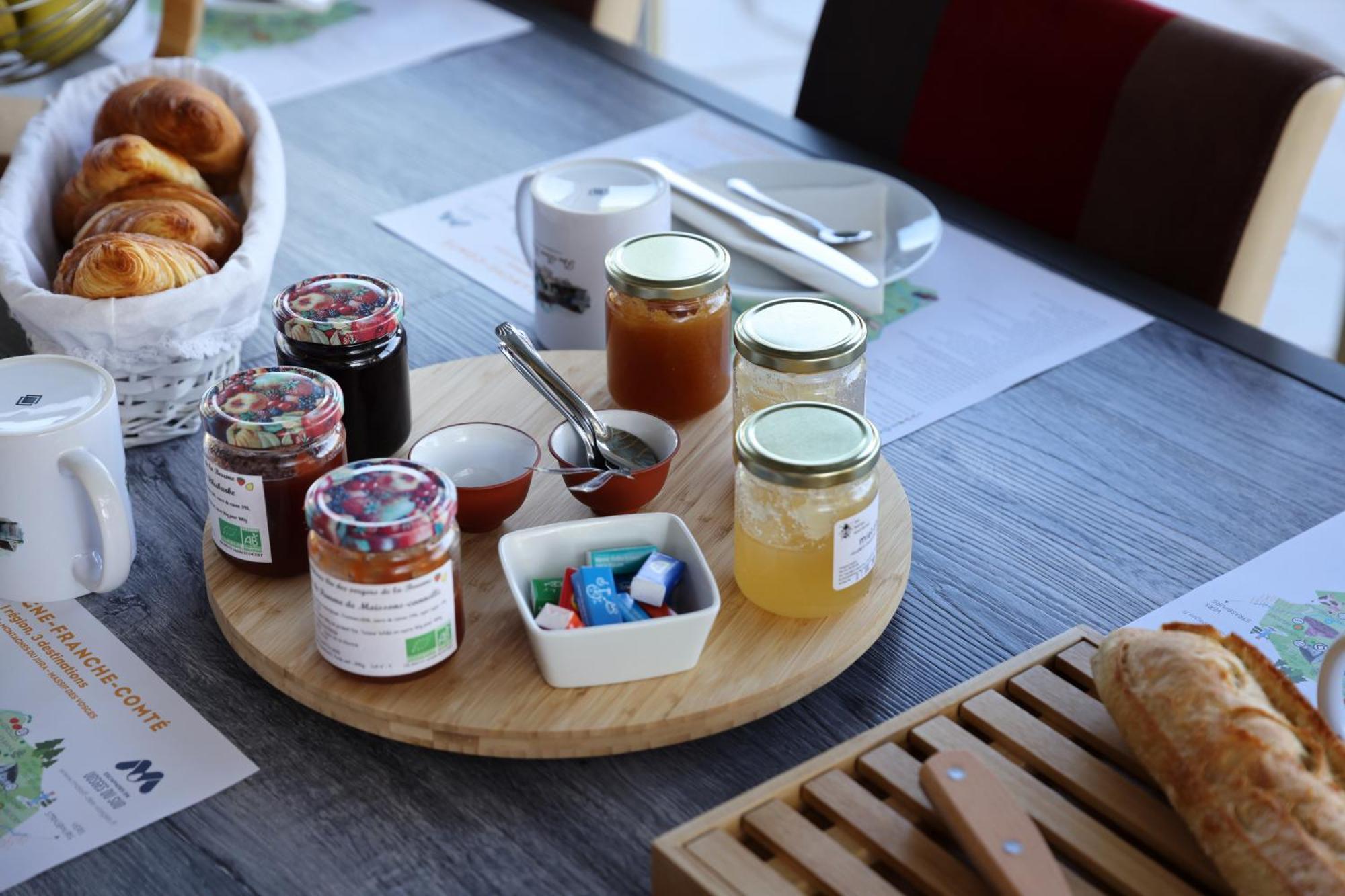 Au Bon Vivant Dampierre-sur-Salon Kültér fotó